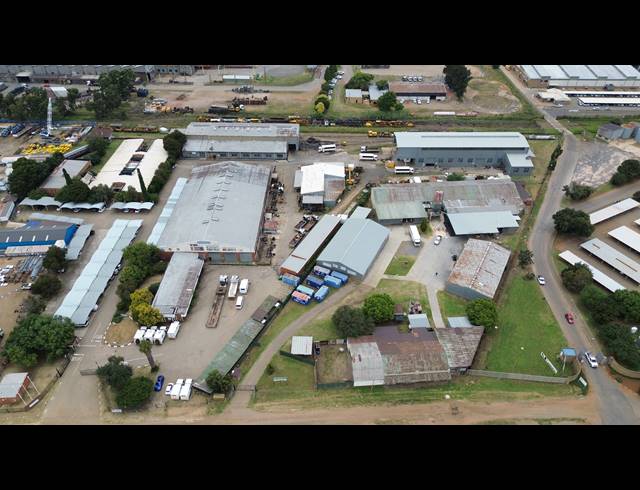 6,687M² FACTORY FOR SALE IN BOKSBURG EAST